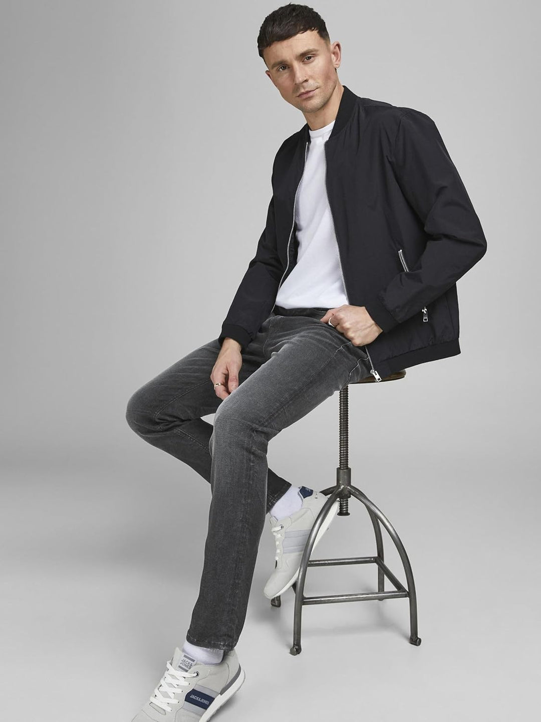 JACK &amp; JONES Male Slim Fit mit geradem Bein JJITIM JJORIGINAL JOS 119 NOOS Slim Fit mit geradem Bein