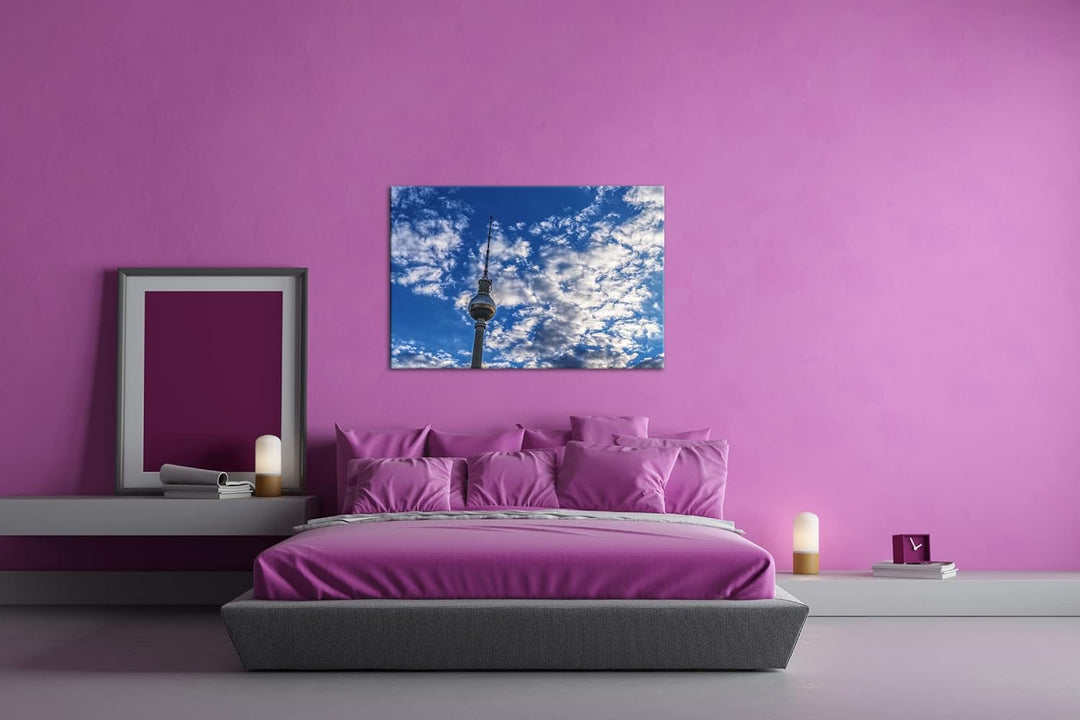 Spitze des Berliner Fernsehturms Format: 80x60 cm als Leinwandbild, Motiv fertig gerahmt auf Echthol
