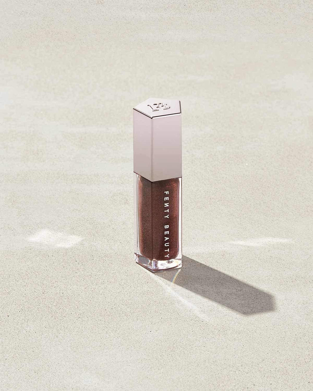 FENTY BEAUTY Gloss Bomb Universal Lip Luminizer Hot Chocolit Braun 9 ml (1er Pack), Braun 9 ml (1er