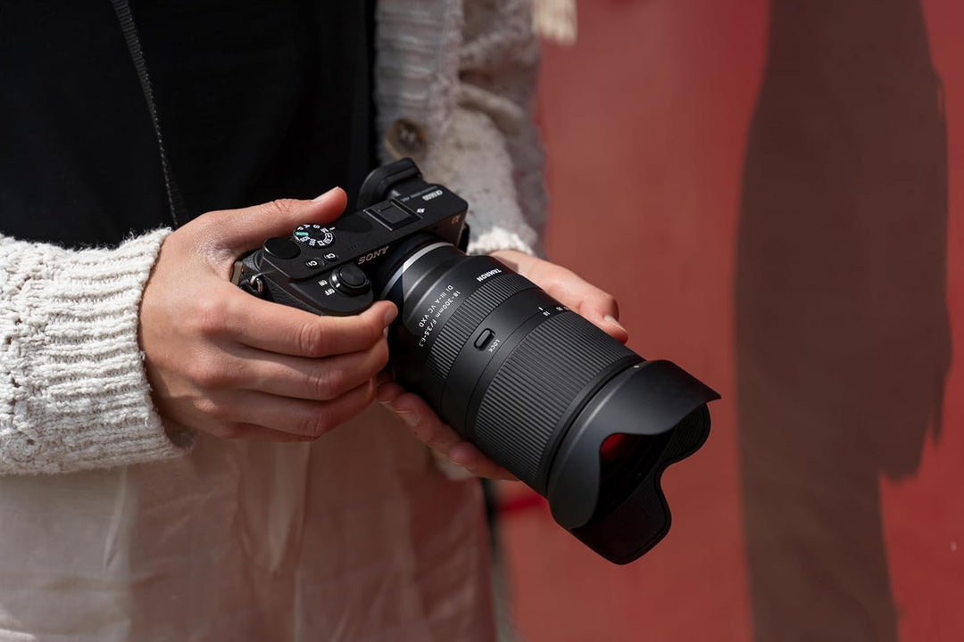 Tamron B061X 18-300mm F/3.5-6.3 Di III-A VC VXD, Objektiv für Fujifilm, schwarz Single, Single