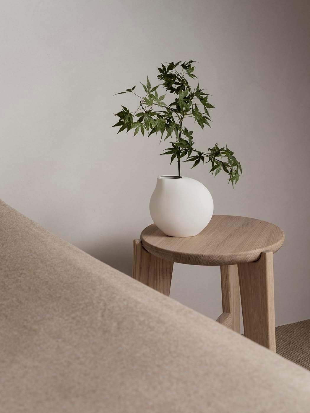 Blomus Nona Vase White 66166 Höhe: 15 cm, Ø 12 cm Lily White, Höhe: 15 cm, Ø 12 cm Lily White