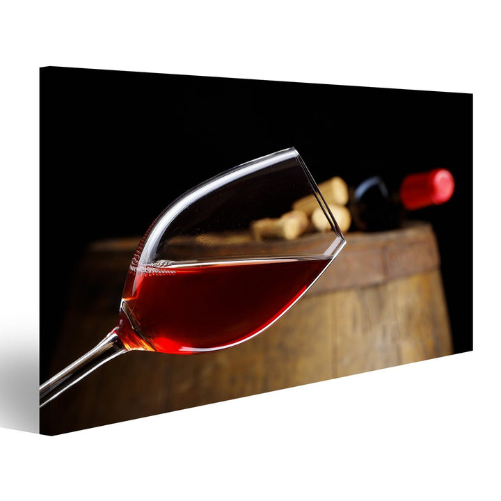 islandburner Bild auf Leinwand Glas Rotwein Mit Fass Im Hintergrund Bilder Wandbilder Poster Leinwan