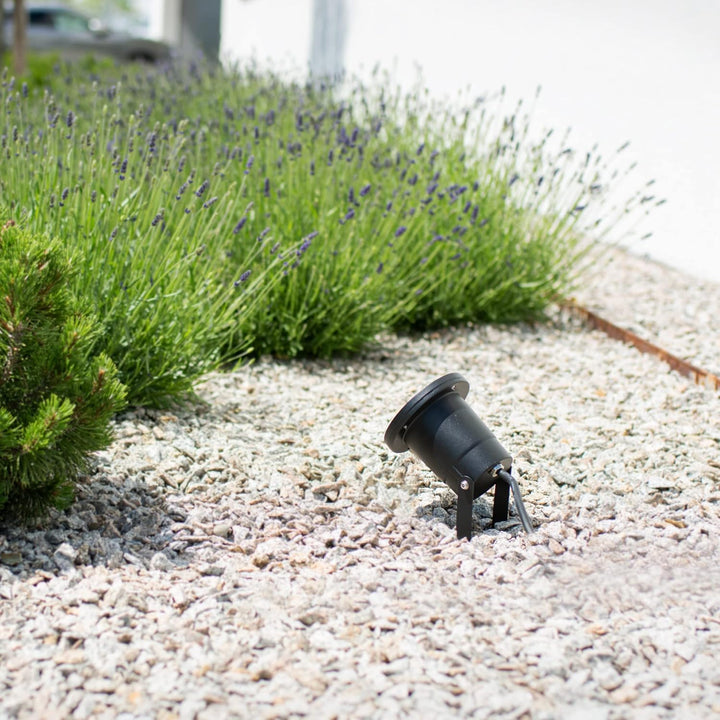 SSC-LUXon 2 Stück LED Gartenstrahler Erdspiess für aussen - mit 3W GU10 LED Lichtfarbe warmweiss - s