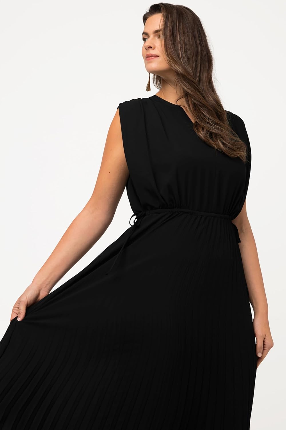 Ulla Popken Damen Plissiertes Chiffonkleid Kleid 48 Schwarz, 48 Schwarz
