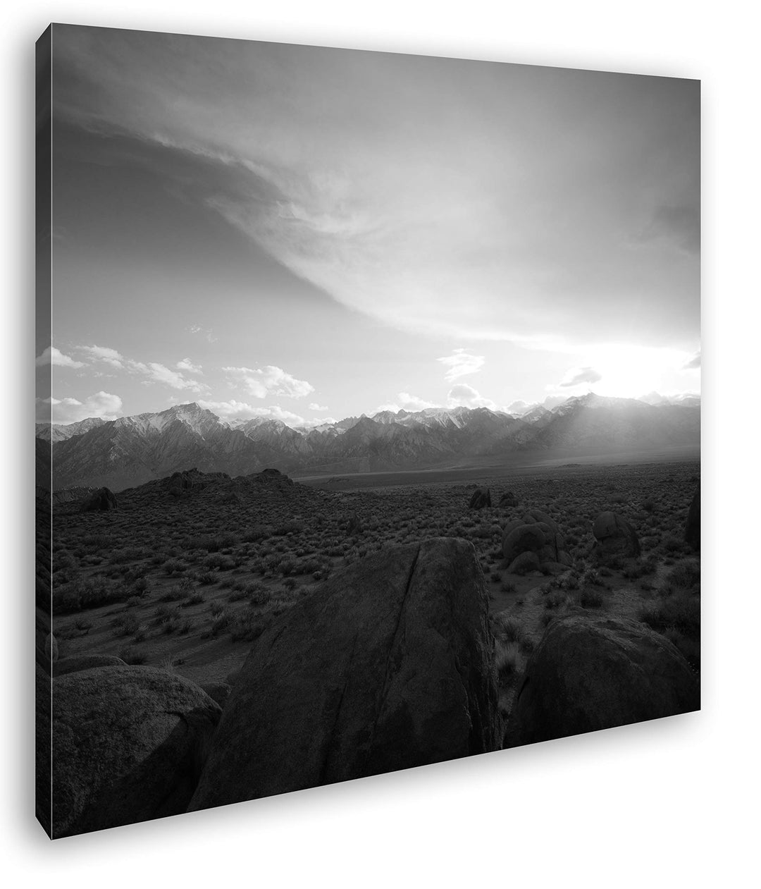 atemberaubender Sonnenaufgang in der Steppe Format: 60x60 Effekt: Schwarz&Weiss als Leinwandbild, Mo