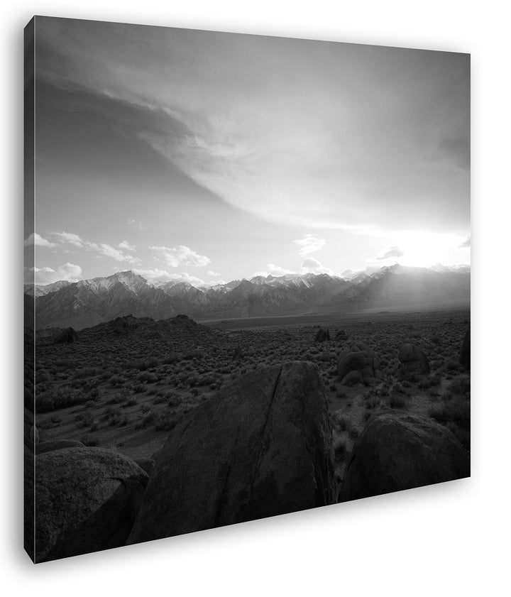atemberaubender Sonnenaufgang in der Steppe Format: 60x60 Effekt: Schwarz&Weiss als Leinwandbild, Mo