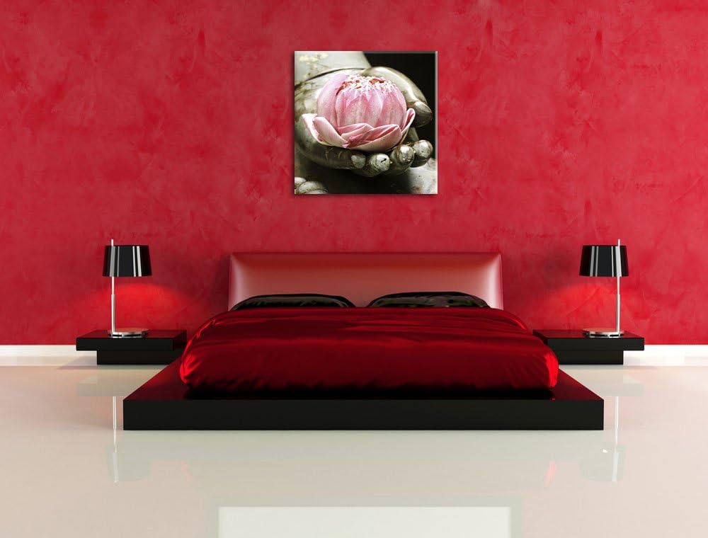 Pixxprint Lotus auf der Hand eines Buddhas, Format: 70x70 auf Leinwand, 70x70