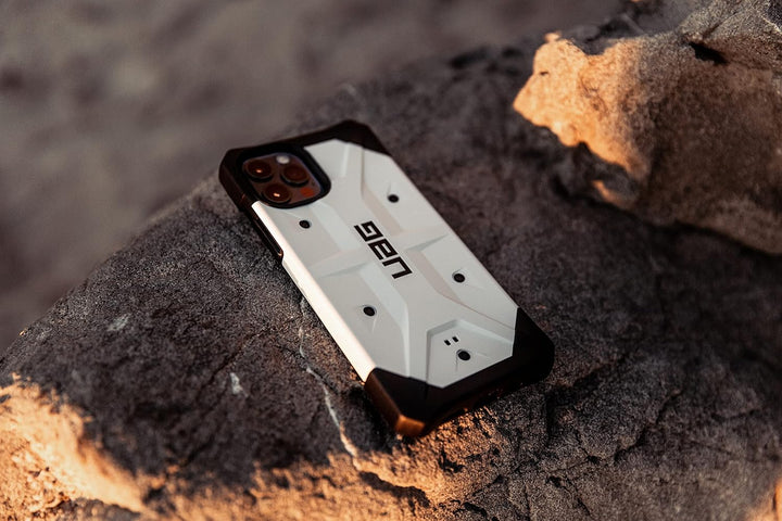 Urban Armor Gear Pathfinder Case kompatibel mit Apple iPhone 13 Pro Max [Wireless Charging kompatibe