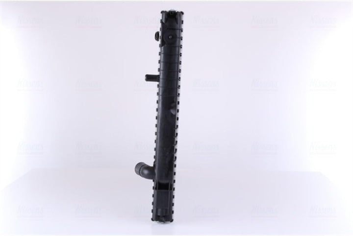 Nissens 65528A Kühler, Motorkühlung