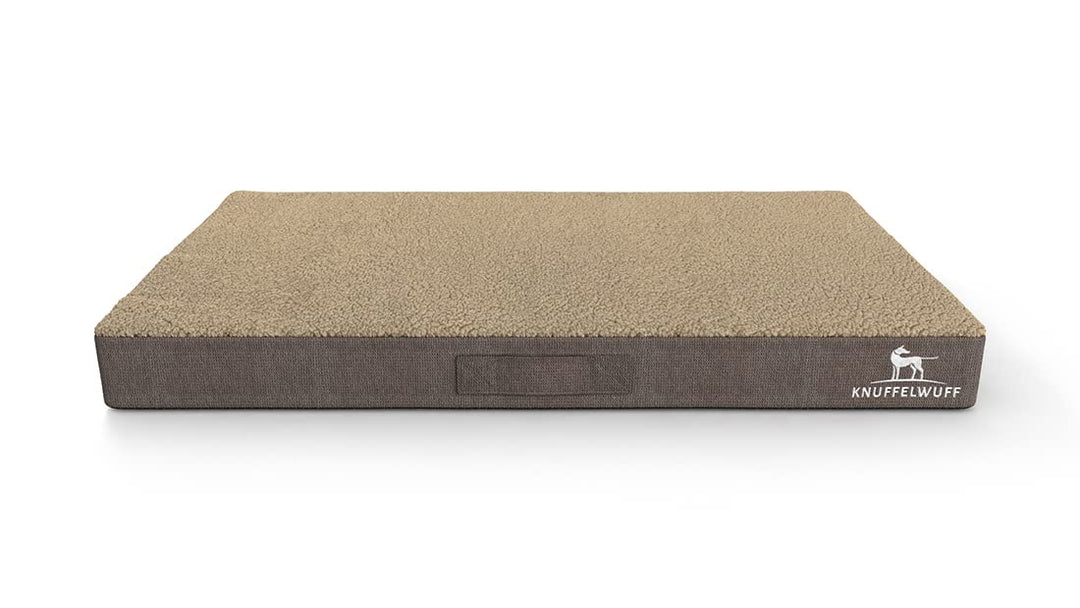 Knuffelwuff orthopädische Hundematte Ellenie aus Teddymaterial und Velours 79 x 60cm Beige, 79 x 60c
