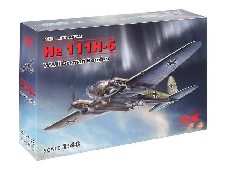 ICM 48262 He 111H-6, WWII German Bomber Force Modellbausatz, grau