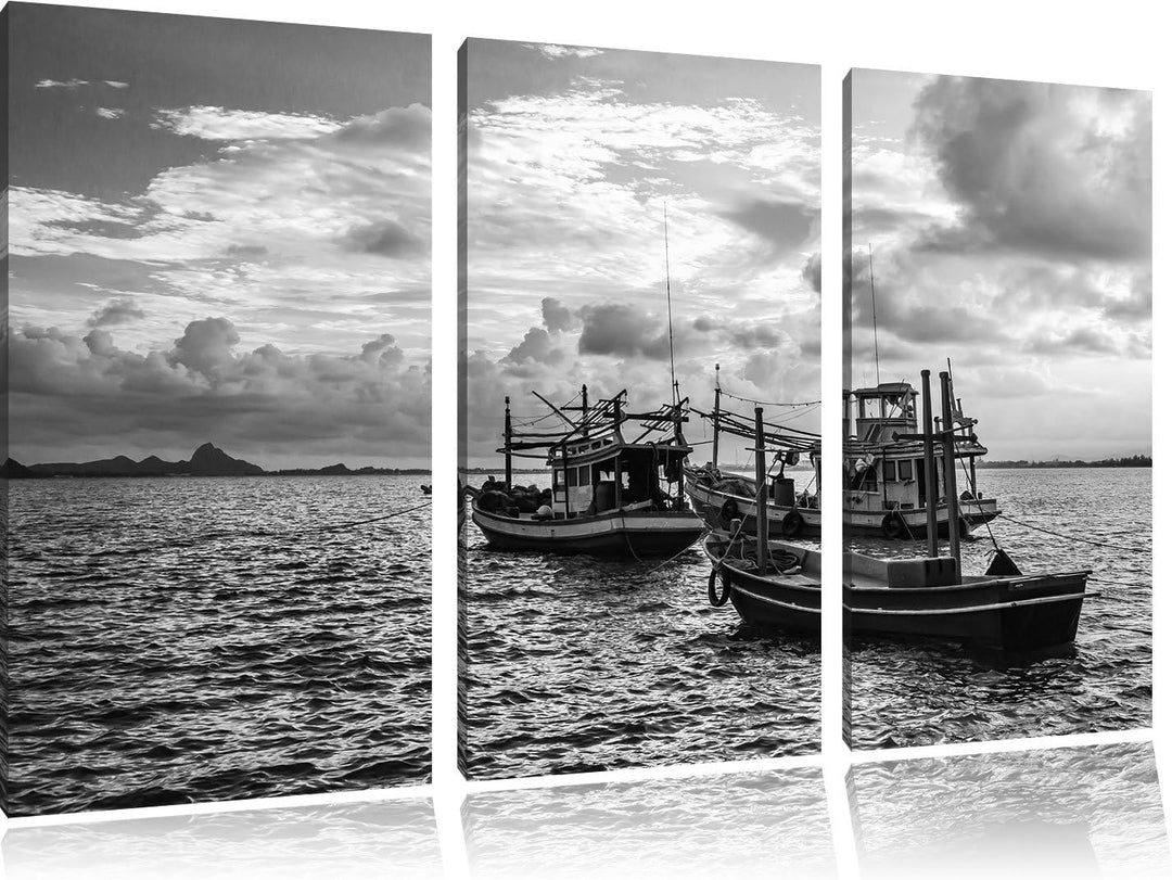 Pixxprint thailändische Fischerboote im Meer als Leinwandbild/Grösse: 3 Teilig (120x80) cm/Wandbild/