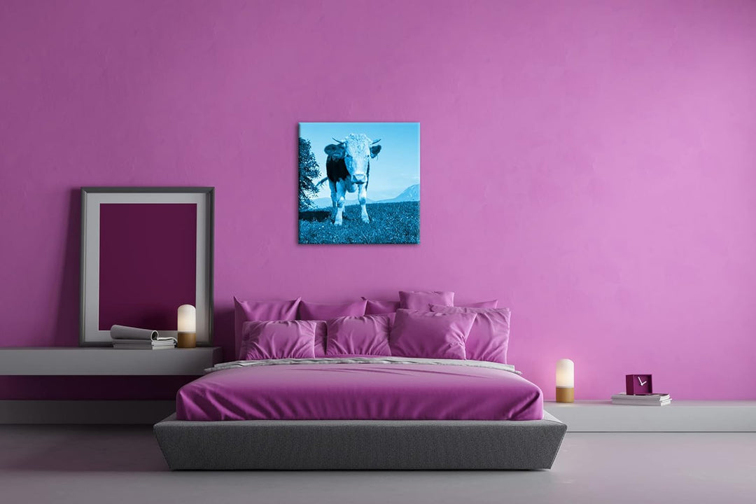 edle Kuh auf der Weide Format: 70x70 Effekt: Zeichnung als Leinwandbild, Motiv auf Echtholzrahmen, H