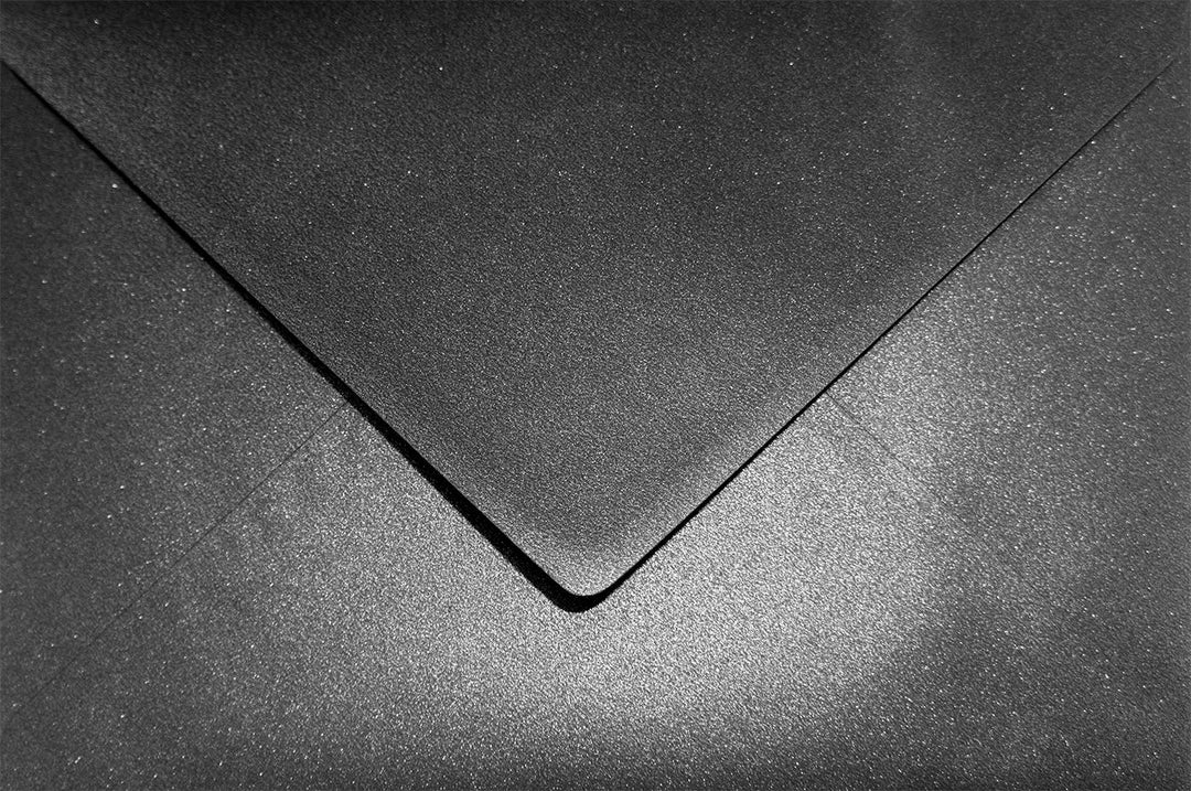 Netuno 100x Briefumschlag Perlmutt-Schwarz DIN C5 162x 229 mm 120g Aster Metallic Black grosser Umsc