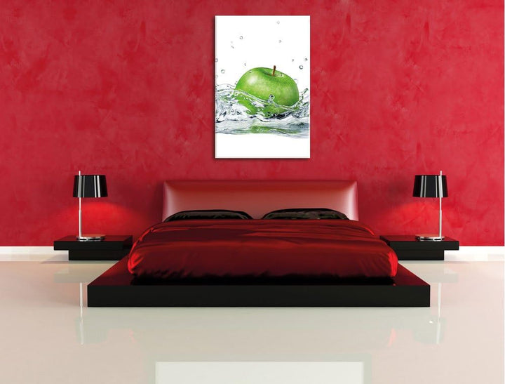 Pixxprint Grüner Apfel fällt ins Wasser, Format: 100x70 auf Leinwand, 100x70
