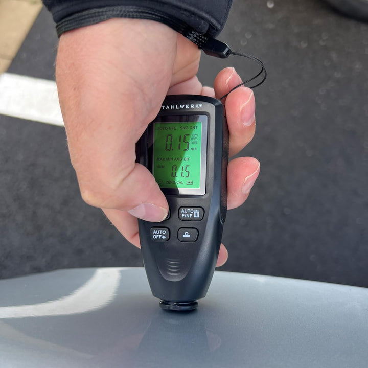 STAHLWERK Schichtdickenmessgerät – Kompakter Lackdickenprüfer 0-2000 µm für KFZ und Materialprüfung,