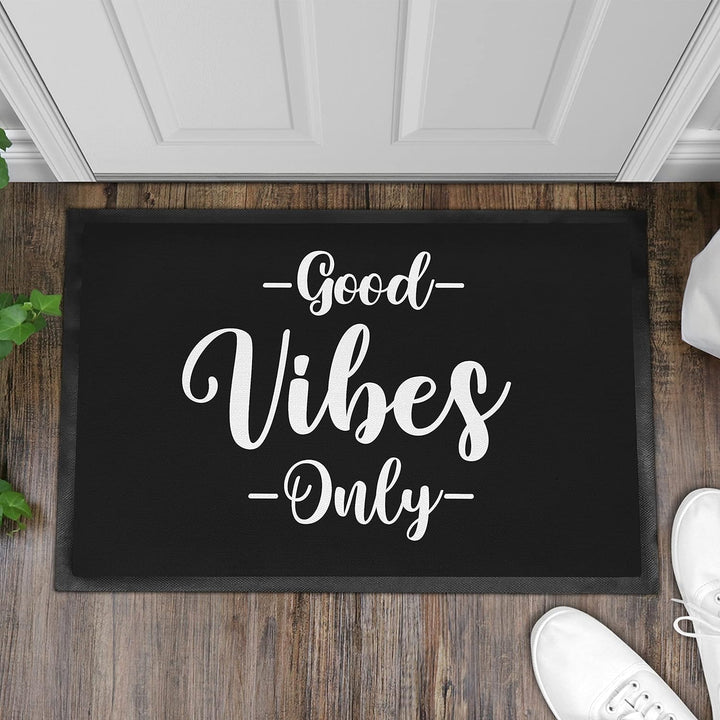 Trendation - Fussmatte Spruch Good Vibes Only Lustige Fussmatte 60x40 cm Aussen und Innenbereich Wet