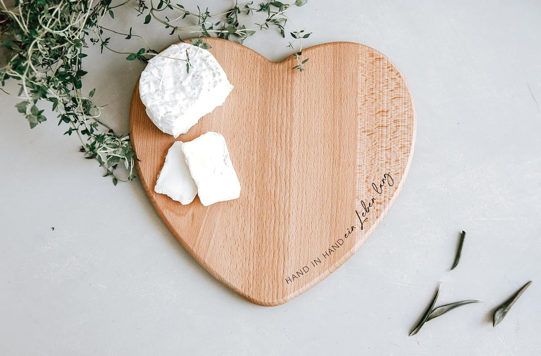 Schneidebrett Herz Buche mit Gravur personalisiert, 2 Grössen Mit Eigener Gravur 24L x 22B cm, Mit E