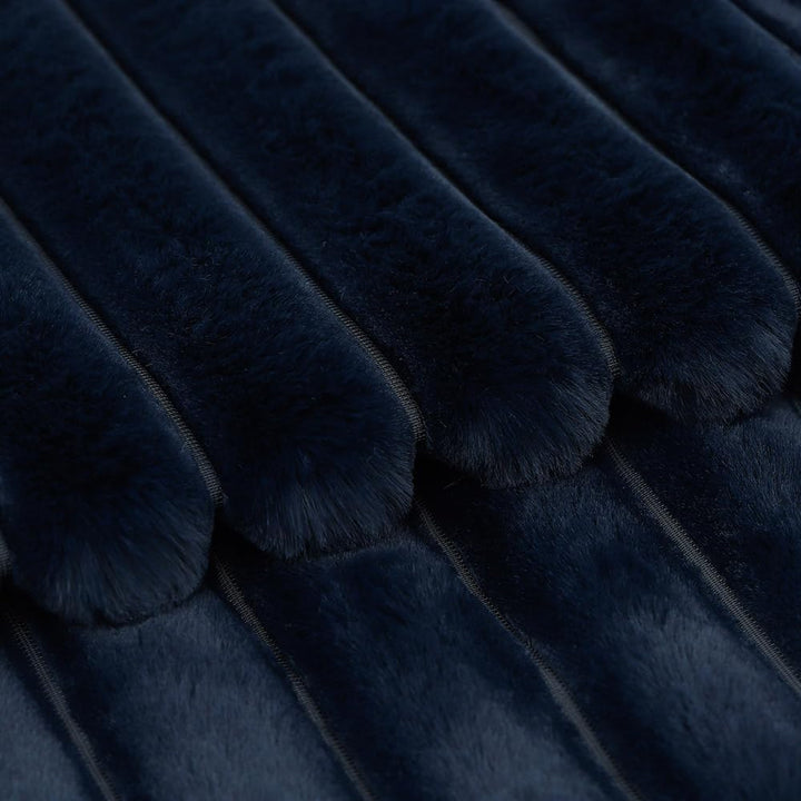 Madizz 2er Set Kunstpelz Plüsch Dekorative Kissenbezüge Flauschig Gestreifte Weich Dekorative Kissen