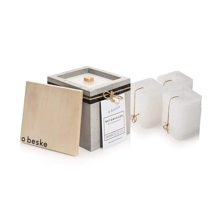 beske Betonfeuer® - DAS ORIGINAL | Modell 'Kea' | 13x13x13cm mit Dauerdocht | Premium Kerzenfresser