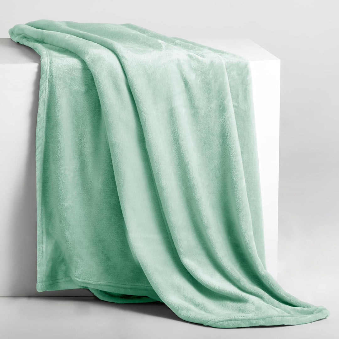 DecoKing Kuscheldecke 200x220 cm Pfefferminze Decke Microfaser Tagesdecke Fleece weich sanft kuschel