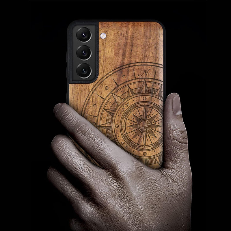 Carveit Holz HandyHolz Handyhülle für Galaxy S22 Plus Cover [Einzigartiges Design Case] Stossstange