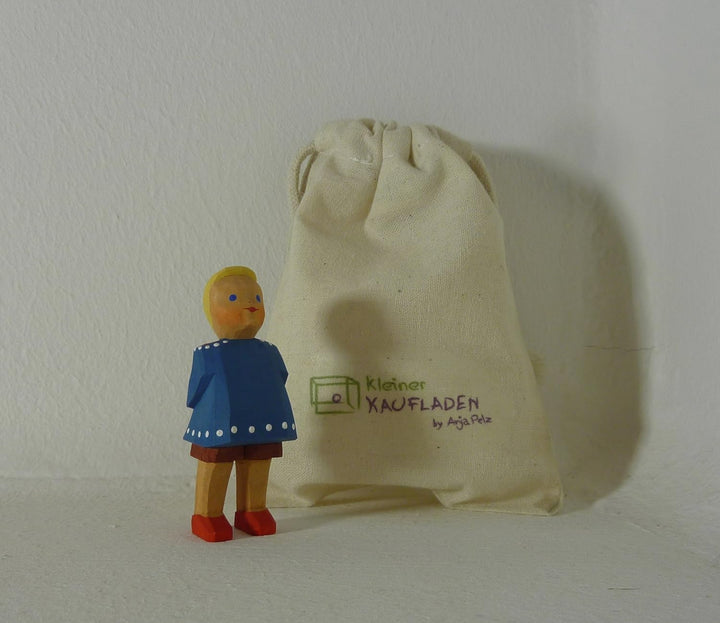 Junge stehend von Lotte Sievers-Hahn 6,5 cm mit Baumwollbeutel Krippenfigur