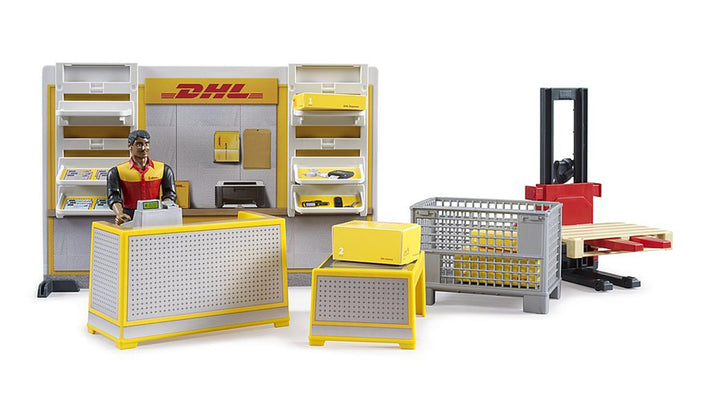 bruder 62251 - Bworld DHL Paketshop inklusive DHL-Mitarbeiter - 1:16 Spielzeug, Zubehör, Post Filial