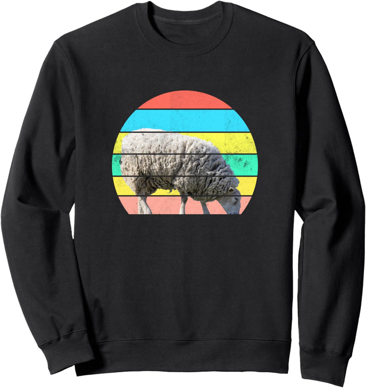 Grasendes Schaf vor buntem Hintergrund Retro Sonnenuntergang Sweatshirt