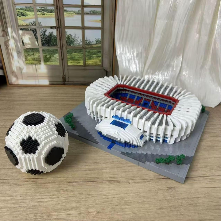Atomic Building Fussball zum Zusammenbauen mit Miniaturblöcken. Über 850 Teile, Fußball