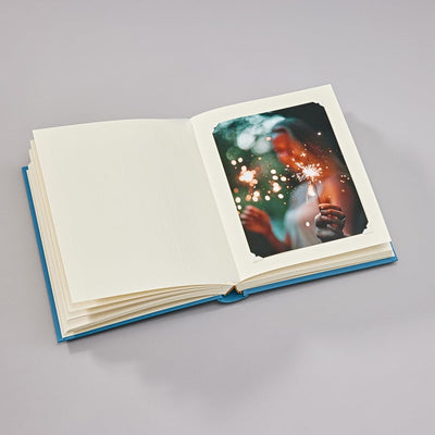 Semikolon 364005 Foto-Album Medium Finestra – 21,6x25,5 cm – 80 Seiten cremefarben, für 160 Fotos –