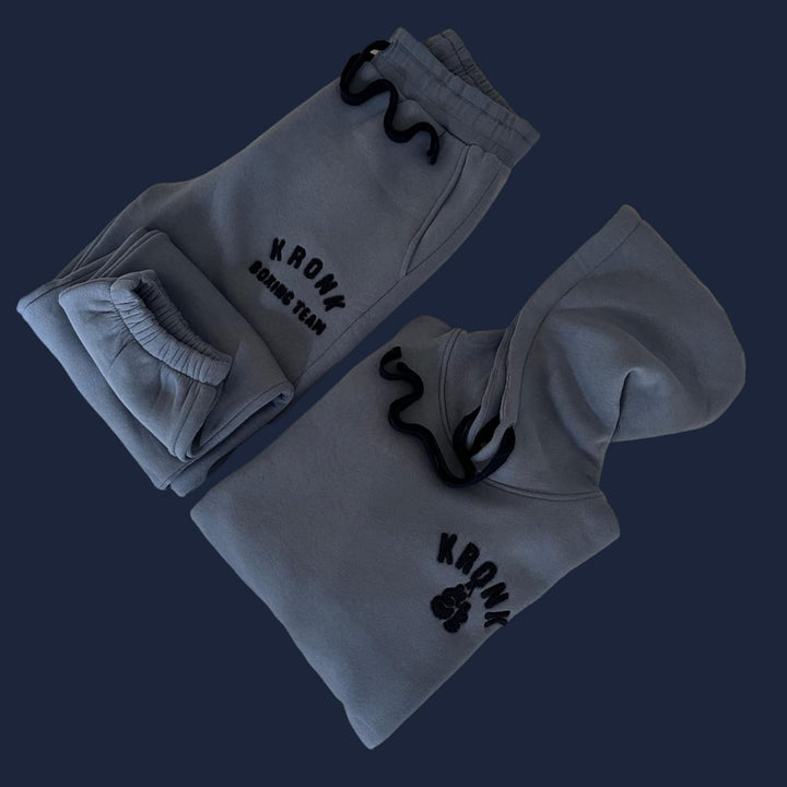 Kronk Detroit Applique Herren Hoodie Regular Fit L Boxteam Steel Blue, L Boxteam Steel Blue