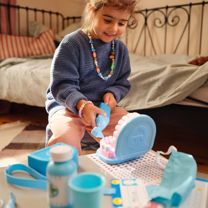 Melissa & Doug Zahnarzt Spielzeug Set für Kinder, Zahnarzt Spielzeug für Kinder, Lernspielzeug für J