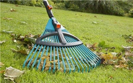 Gardena combisystem-Kunststoff-Verstellbesen-Aktion: Laubbesen mit verstellbaren elastischen Kunstst