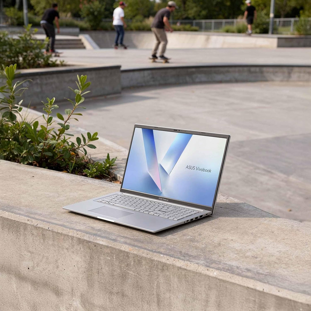 ASUS Vivobook 17 | Cool Silver (X-Serie) | 17,3" FHD | Core 7 150U | RAM: 16GB | SSD: 500GB | beleuc