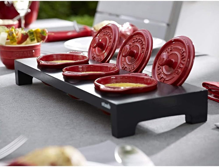 Staub 40509-374-0 Servierbrett, für 3 Mini Cocottes, Schwarzes Holz, 42 x 16 x 5 cm 42 x 16 x 5 cm S