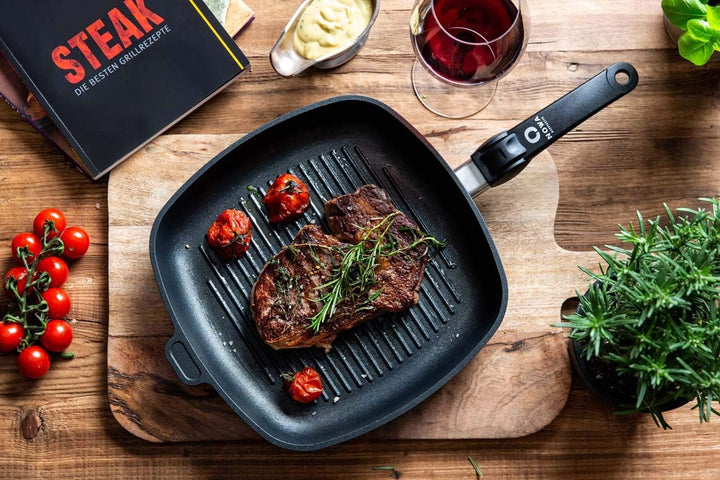 NOWA Aluguss Grillpfanne, LxBxH 28x28x4,5 cm, Abnehmbarer Griff, backofenfest bis 300 °C, Antihaft b