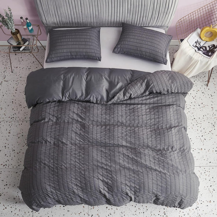 Freyamy Seersucker Bettwäsche 200x220cm 3teilig Grau Geprägt Streifen Strukturiert Bettwaren-Sets Un