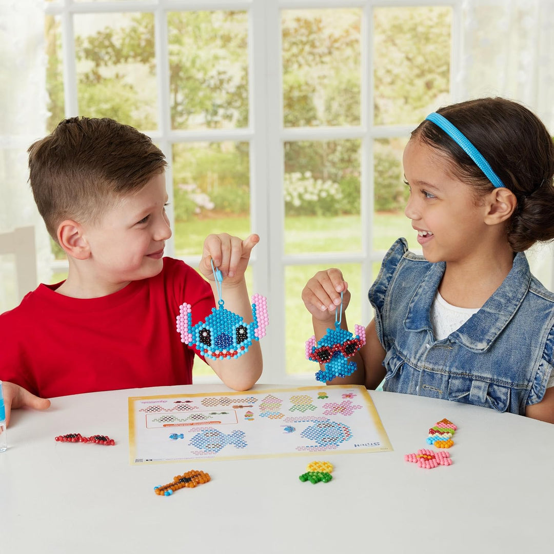 Aquabeads - 35119 Stitch Schlüsselanhänger Bastelset, Wasserperlen Bastelset für Kinder ab 4 Jahren,