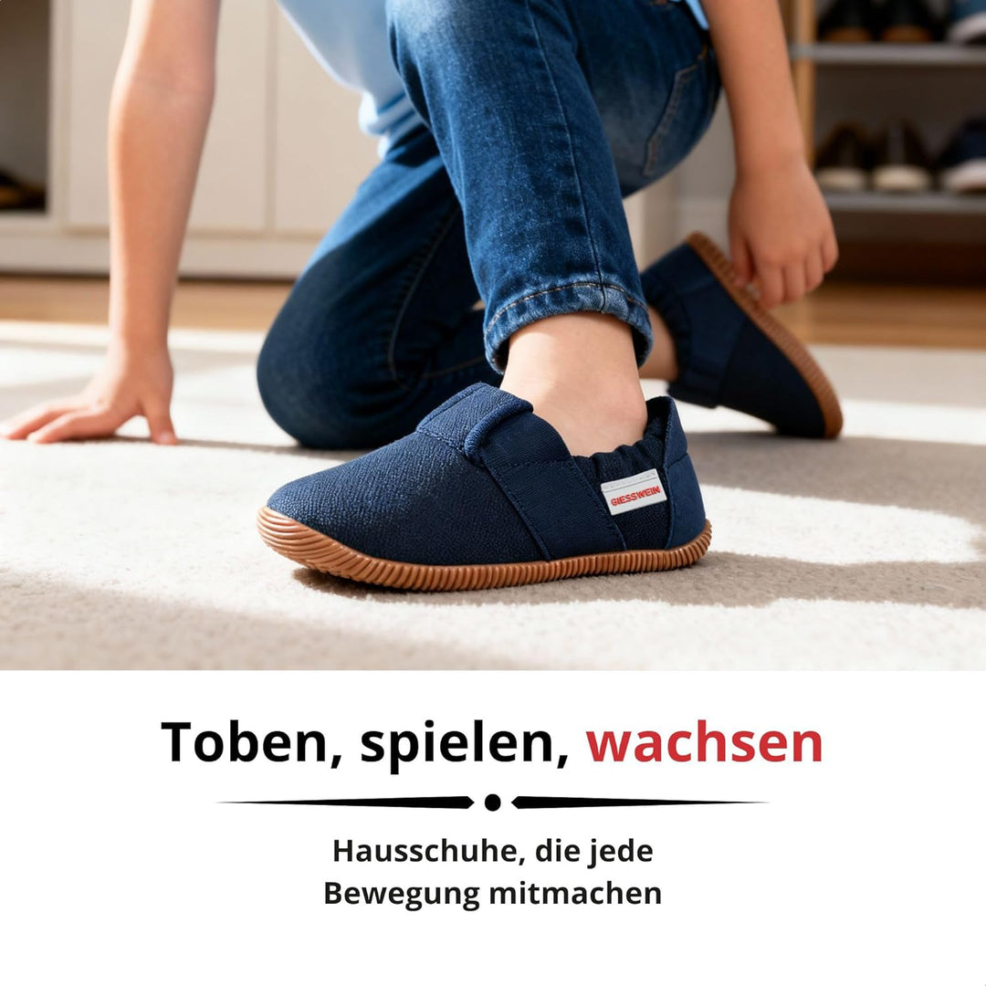 Giesswein Unisex Kinder Söll - Slim FitFlache Hausschuhe 24 EU Dunkle Jeans, 24 EU Dunkle Jeans