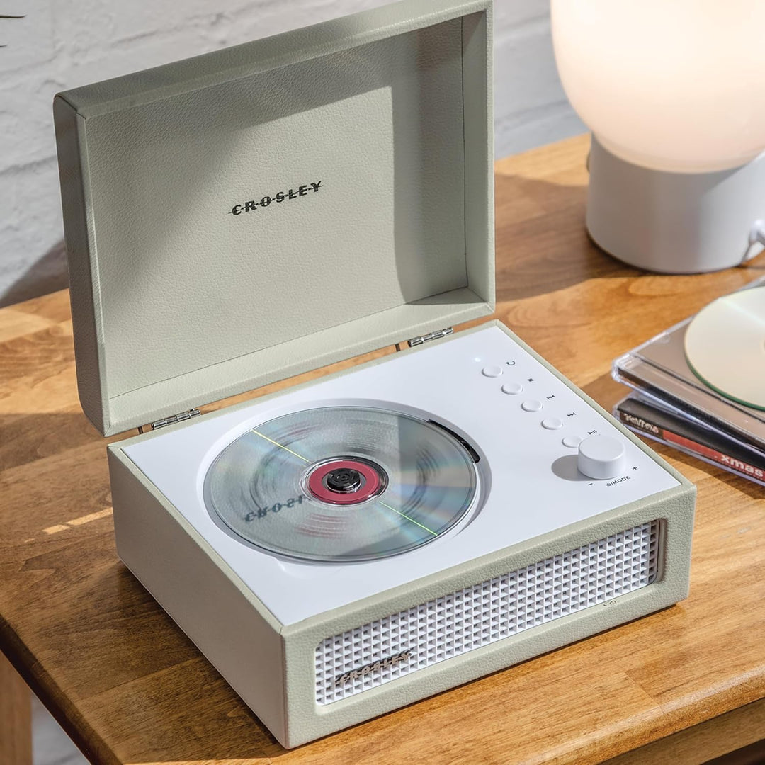 Crosley Voyager Tragbarer CD-Player mit Bluetooth, eingebauten Stereo-Lautsprechern & FM-Radio – Wie