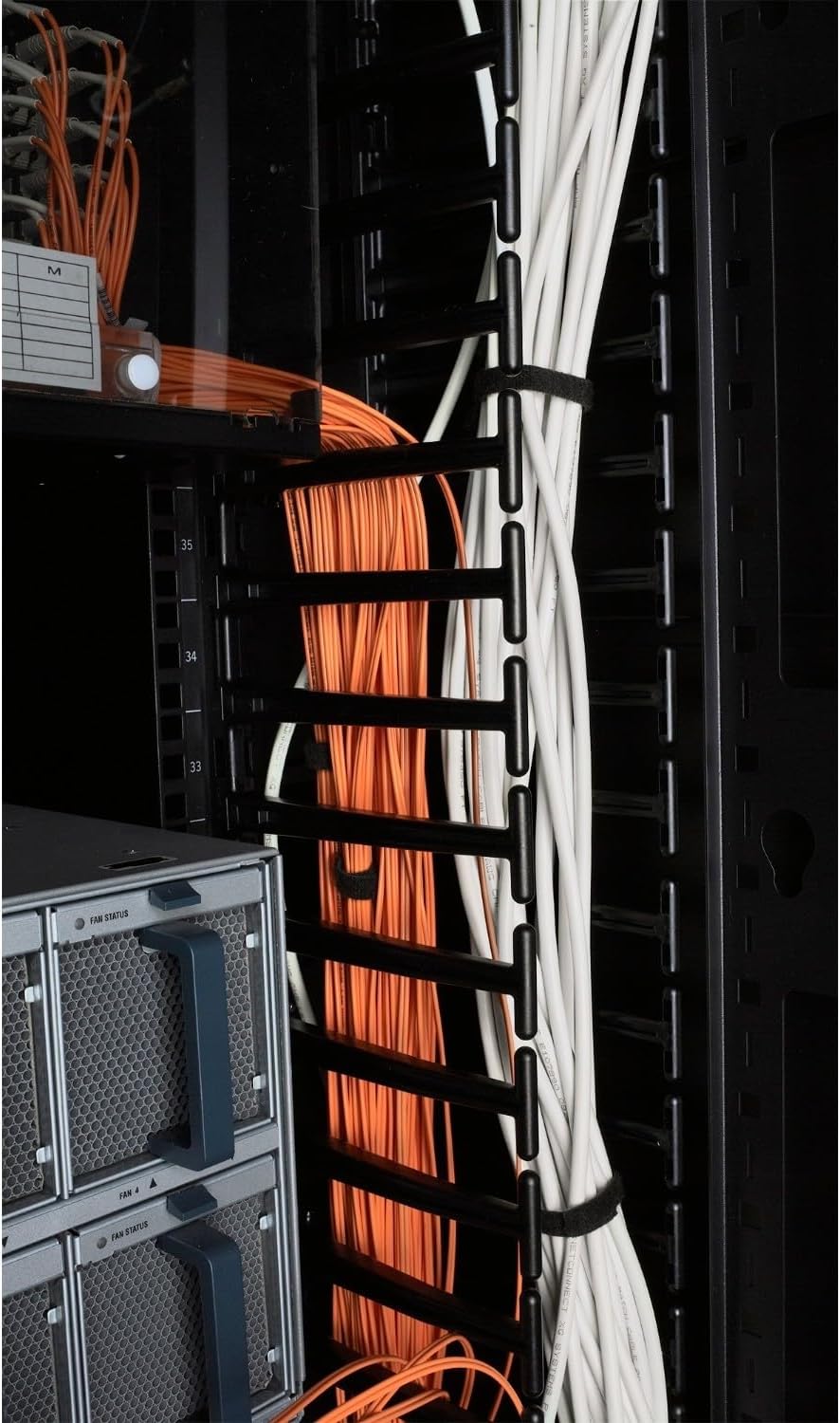 APC AR7580A Vertical Kabel Management für NetShelter SX 750mm