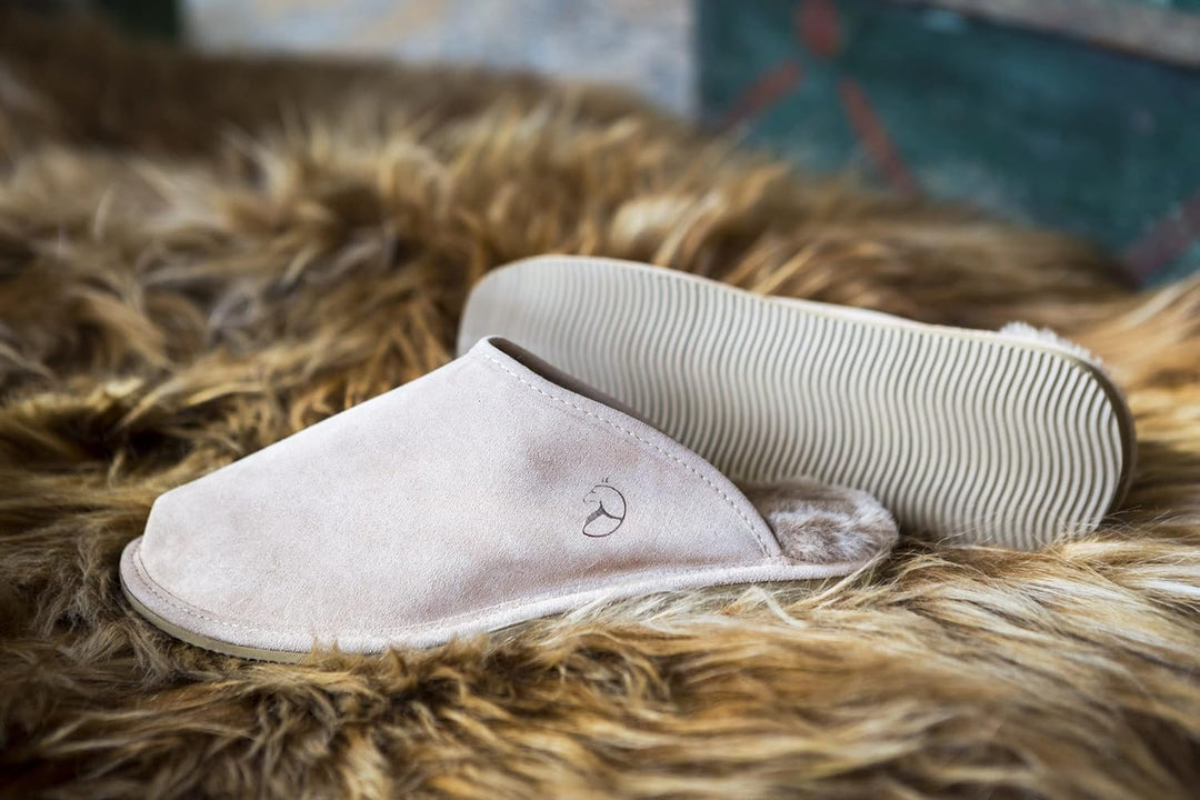 ESTRO Lammfell Hausschuhe Herren Pantoffeln Leder - Warm Lammfellhausschuhe Sheepskin Slippers Warme