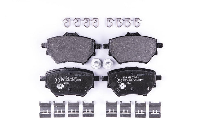 HELLA PAGID 8DB 355 020-991 Bremsbelagsatz - T2303 - Dicke/Stärke: 17.5mm - Bremssystem: Bosch - nic
