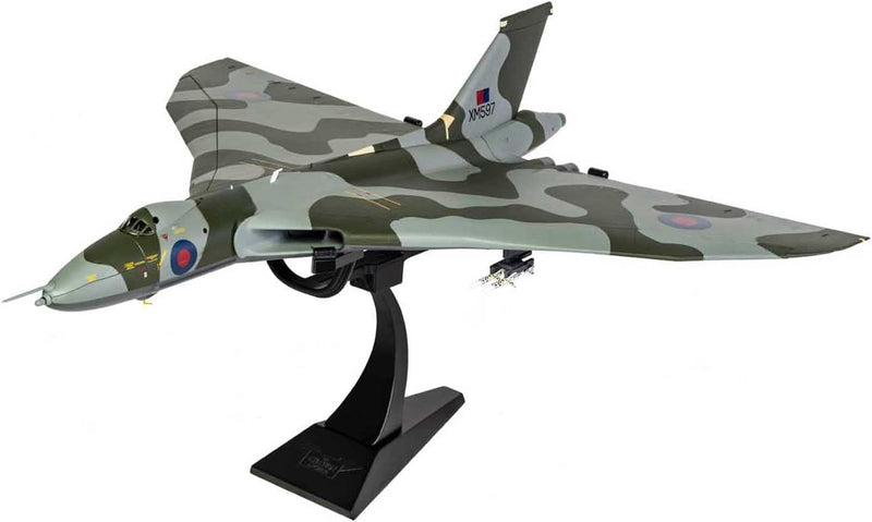 Avro Vulcan B2, XM597 &