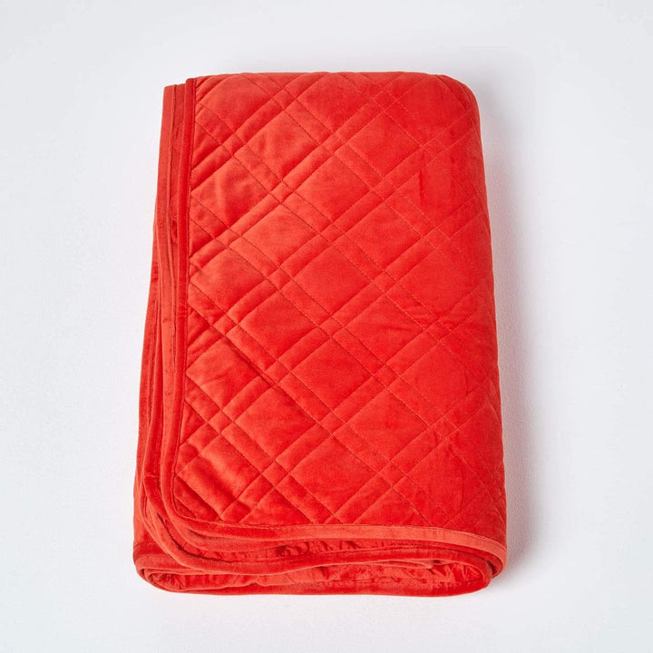 Homescapes Gesteppte Samt-Tagesdecke, orange, klassischer Bettüberwurf mit geometrischem Muster, Dia