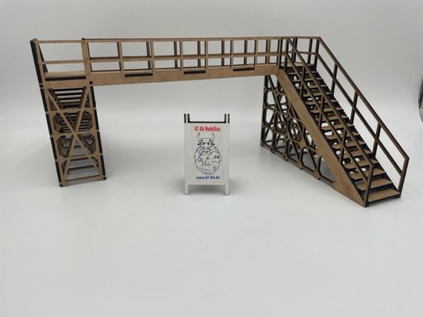 Slotcar-Brücke S-Form für 2 Fahrspuren, Massstab 1:24 &amp; 1:32, 350 x 170 x 395 mm LxBxH, Erwachsene,