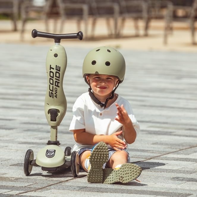 Scoot and Ride Babyhelm mit verstellbaren Trägern, Mattes Finish, Grössen XXS, inklusive LED-Sicherh