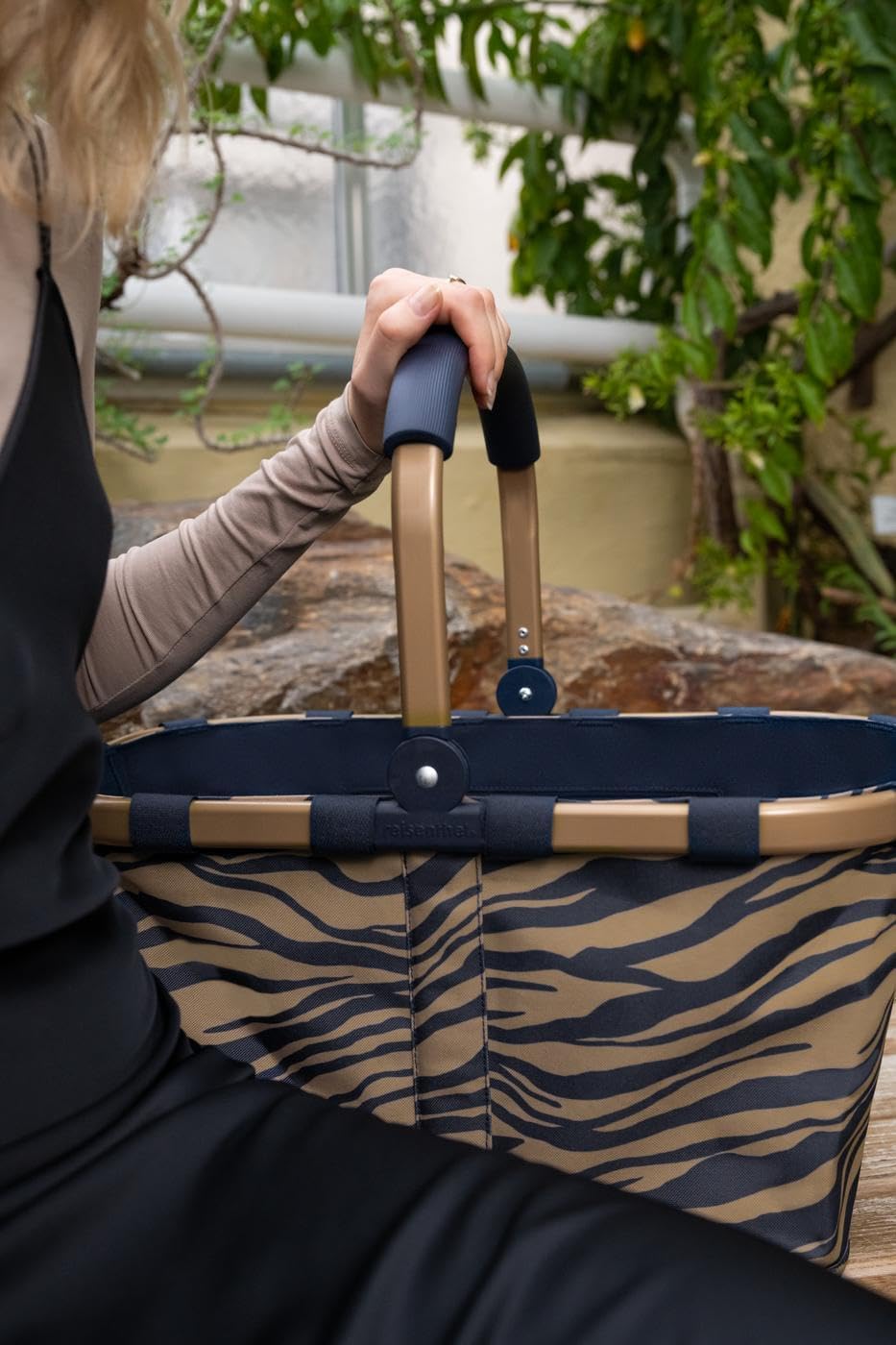 reisenthel carrybag sumatra – Stabiler Einkaufskorb mit viel Stauraum und praktischer Innentasche –