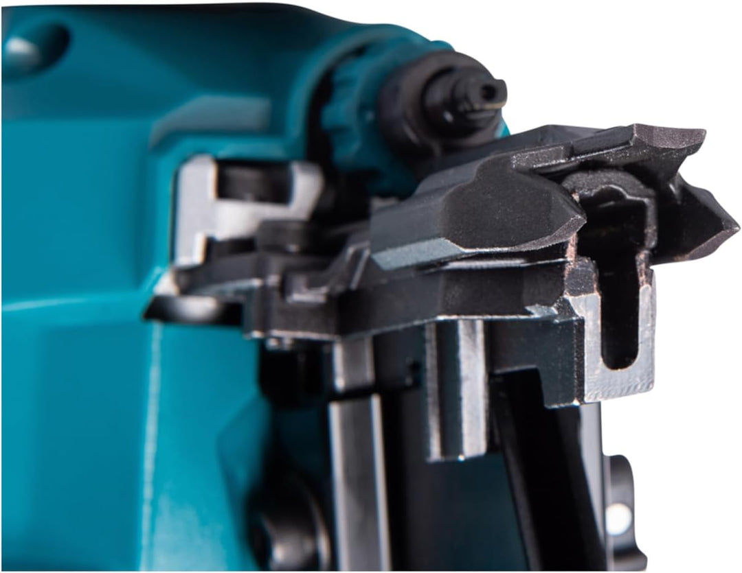 Makita DBN901RTE Bürstenloser Rahmennagler, 18 V, Li-Ion, LXT, komplett mit 2 x 5,0 Ah Akkus und Lad